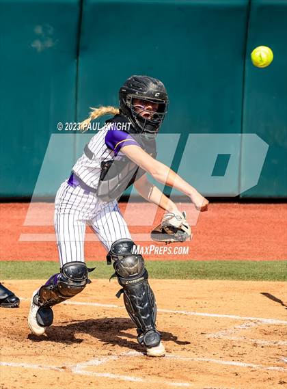 Thumbnail 3 in Neches vs. D'Hanis (UIL 1A Semifinal) photogallery.