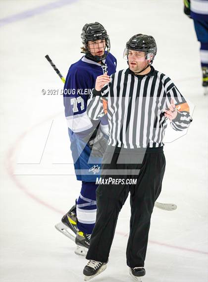 Thumbnail 2 in Eagle River @ Chugiak photogallery.