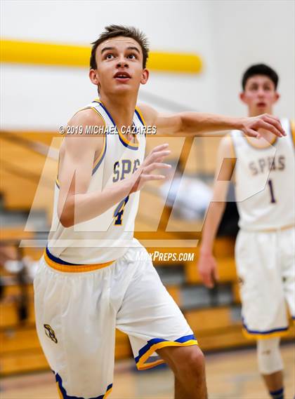 Thumbnail 2 in Fallbrook @ San Pasqual photogallery.