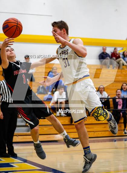 Thumbnail 3 in Fallbrook @ San Pasqual photogallery.