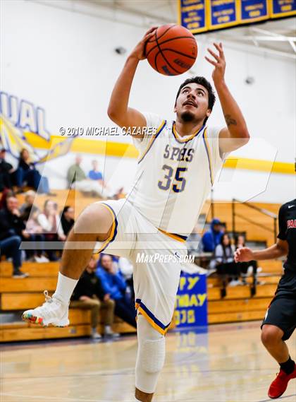 Thumbnail 2 in Fallbrook @ San Pasqual photogallery.