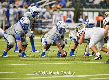 Thumbnail 1 in Connally vs. Royse City photogallery.