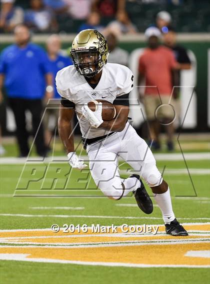 Thumbnail 3 in Connally vs. Royse City photogallery.