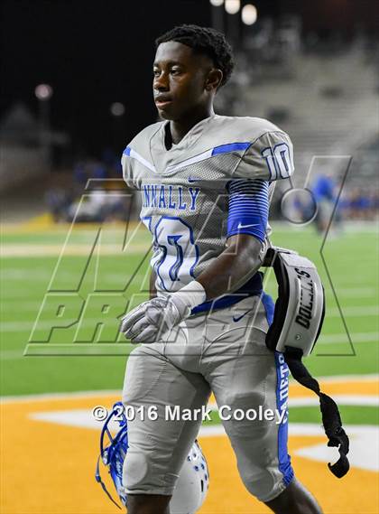 Thumbnail 3 in Connally vs. Royse City photogallery.