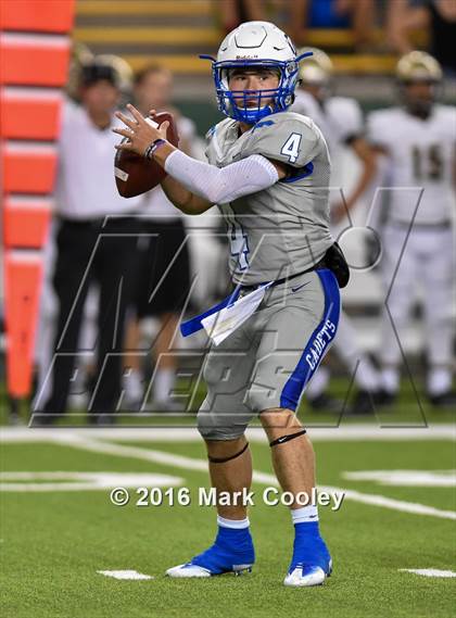 Thumbnail 3 in Connally vs. Royse City photogallery.