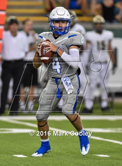 Thumbnail 1 in Connally vs. Royse City photogallery.
