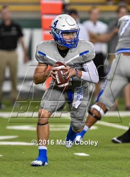 Thumbnail 3 in Connally vs. Royse City photogallery.