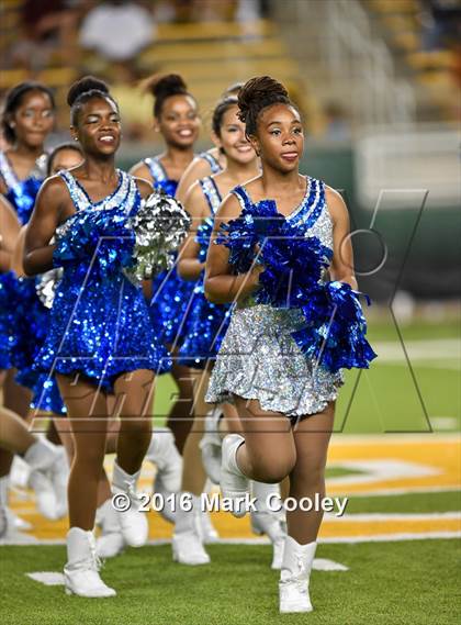 Thumbnail 3 in Connally vs. Royse City photogallery.