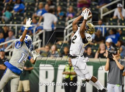 Thumbnail 3 in Connally vs. Royse City photogallery.