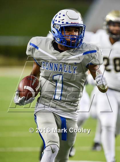 Thumbnail 1 in Connally vs. Royse City photogallery.