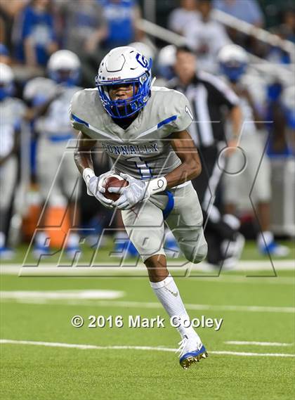 Thumbnail 1 in Connally vs. Royse City photogallery.
