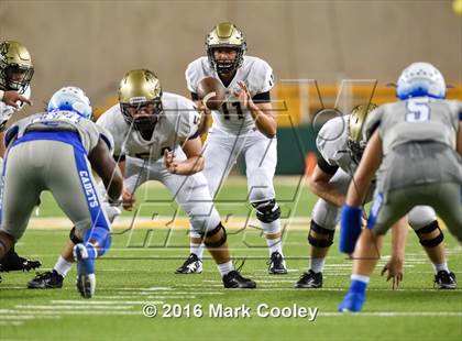 Thumbnail 2 in Connally vs. Royse City photogallery.