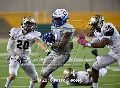 Thumbnail 3 in Connally vs. Royse City photogallery.