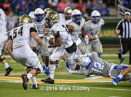 Thumbnail 2 in Connally vs. Royse City photogallery.