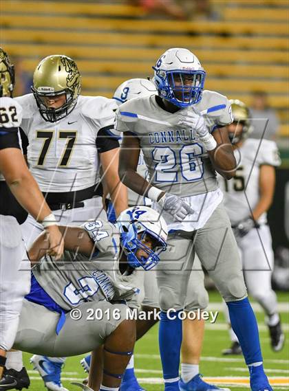 Thumbnail 3 in Connally vs. Royse City photogallery.