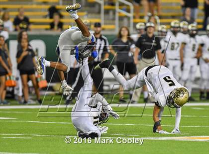 Thumbnail 3 in Connally vs. Royse City photogallery.