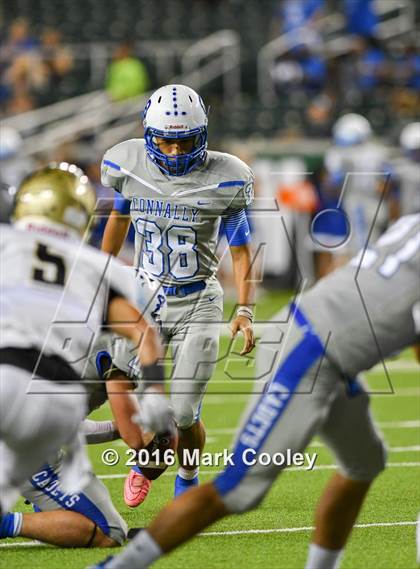 Thumbnail 3 in Connally vs. Royse City photogallery.