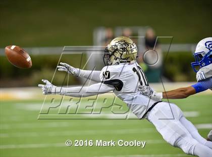 Thumbnail 2 in Connally vs. Royse City photogallery.
