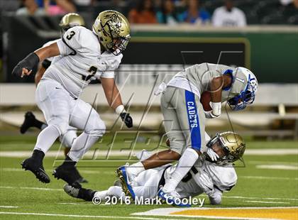 Thumbnail 3 in Connally vs. Royse City photogallery.