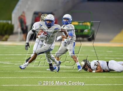 Thumbnail 1 in Connally vs. Royse City photogallery.