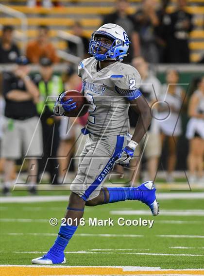 Thumbnail 1 in Connally vs. Royse City photogallery.