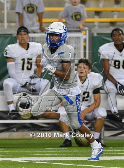 Thumbnail 2 in Connally vs. Royse City photogallery.