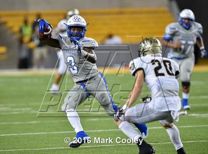 Thumbnail 2 in Connally vs. Royse City photogallery.