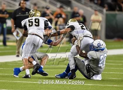 Thumbnail 2 in Connally vs. Royse City photogallery.