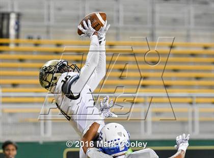 Thumbnail 1 in Connally vs. Royse City photogallery.