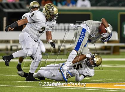 Thumbnail 1 in Connally vs. Royse City photogallery.