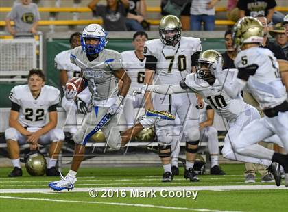Thumbnail 1 in Connally vs. Royse City photogallery.