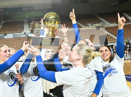 Thumbnail 2 in Valley Christian vs. Snowflake (AIA 3A Final - Awards) photogallery.