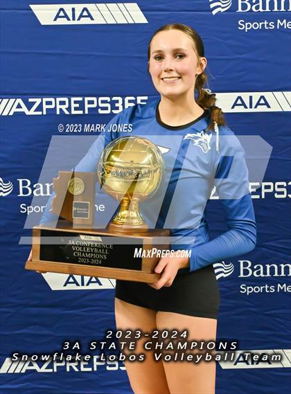 Thumbnail 3 in Valley Christian vs. Snowflake (AIA 3A Final - Awards) photogallery.