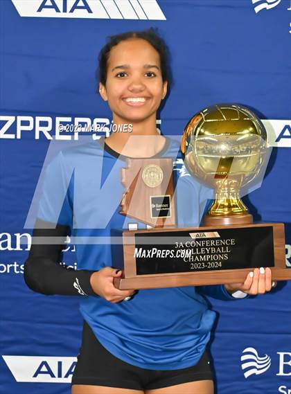 Thumbnail 3 in Valley Christian vs. Snowflake (AIA 3A Final - Awards) photogallery.