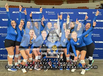 Thumbnail 3 in Valley Christian vs. Snowflake (AIA 3A Final - Awards) photogallery.