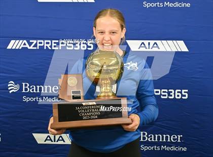 Thumbnail 2 in Valley Christian vs. Snowflake (AIA 3A Final - Awards) photogallery.