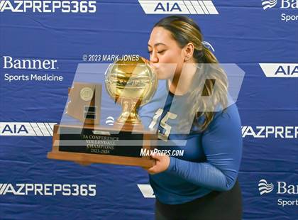 Thumbnail 3 in Valley Christian vs. Snowflake (AIA 3A Final - Awards) photogallery.