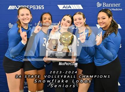 Thumbnail 3 in Valley Christian vs. Snowflake (AIA 3A Final - Awards) photogallery.