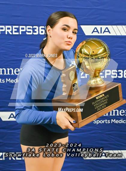 Thumbnail 3 in Valley Christian vs. Snowflake (AIA 3A Final - Awards) photogallery.