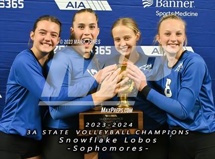 Thumbnail 3 in Valley Christian vs. Snowflake (AIA 3A Final - Awards) photogallery.