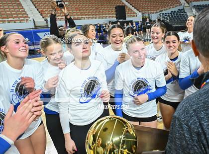 Thumbnail 2 in Valley Christian vs. Snowflake (AIA 3A Final - Awards) photogallery.