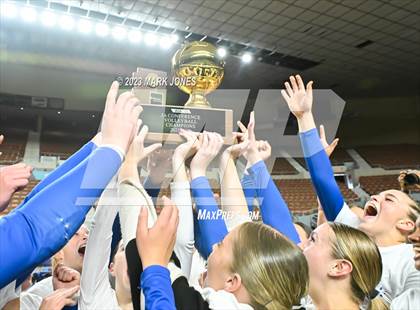 Thumbnail 3 in Valley Christian vs. Snowflake (AIA 3A Final - Awards) photogallery.