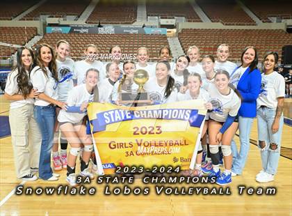 Thumbnail 2 in Valley Christian vs. Snowflake (AIA 3A Final - Awards) photogallery.