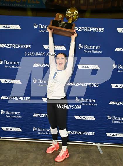 Thumbnail 3 in Valley Christian vs. Snowflake (AIA 3A Final - Awards) photogallery.