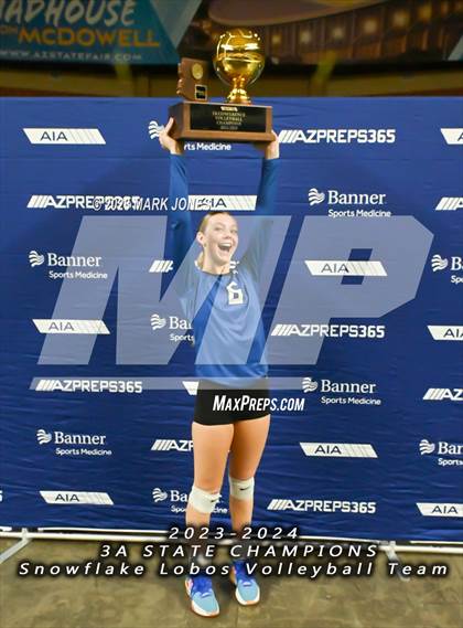Thumbnail 2 in Valley Christian vs. Snowflake (AIA 3A Final - Awards) photogallery.