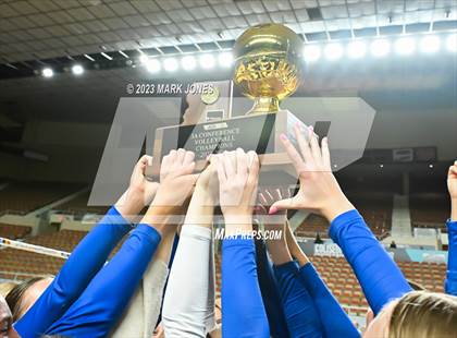 Thumbnail 3 in Valley Christian vs. Snowflake (AIA 3A Final - Awards) photogallery.