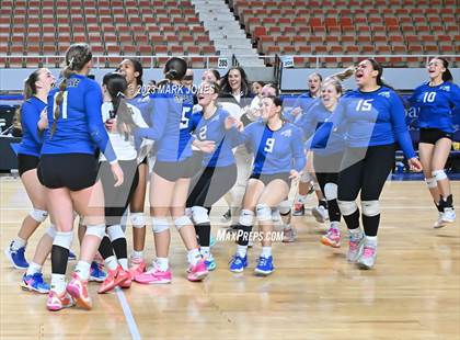 Thumbnail 1 in Valley Christian vs. Snowflake (AIA 3A Final - Awards) photogallery.