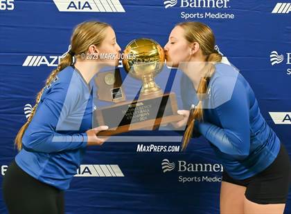 Thumbnail 2 in Valley Christian vs. Snowflake (AIA 3A Final - Awards) photogallery.