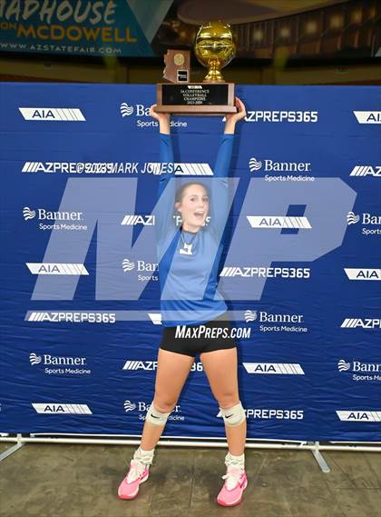 Thumbnail 2 in Valley Christian vs. Snowflake (AIA 3A Final - Awards) photogallery.
