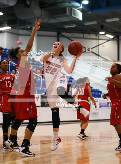 Thumbnail 2 in Bixby vs. Northside (Sapulpa Christmas Classic) photogallery.